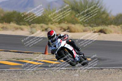 media/Oct-08-2022-SoCal Trackdays (Sat) [[1fc3beec89]]/Turn 10 (945am)/